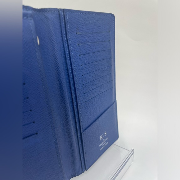 Louis Vuitton Blue Taiga Leather Brazza Wallet - Picture 8 of 9